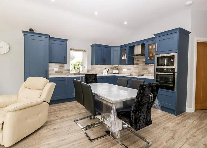 Holiday home Strawberry Stables Bristol